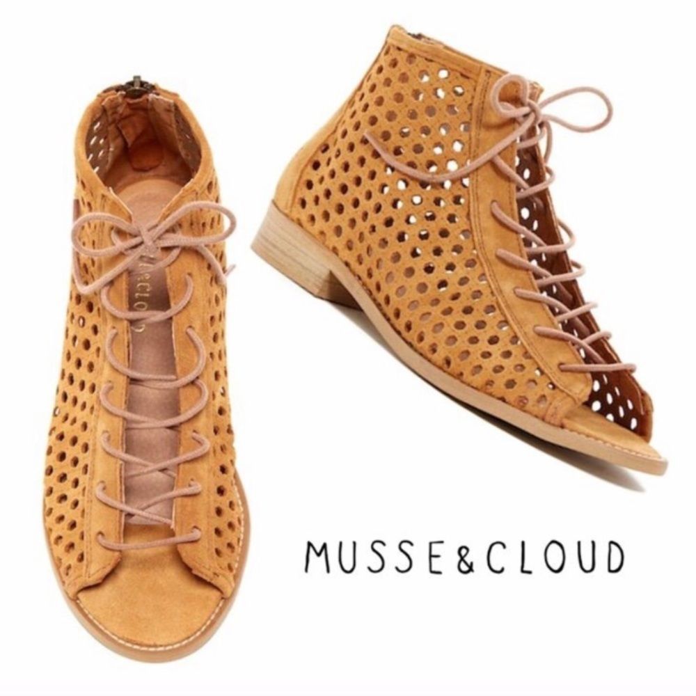 Musse & Cloud Aiden Lace Up Ankle Flats Size 6 - Picture 1 of 4